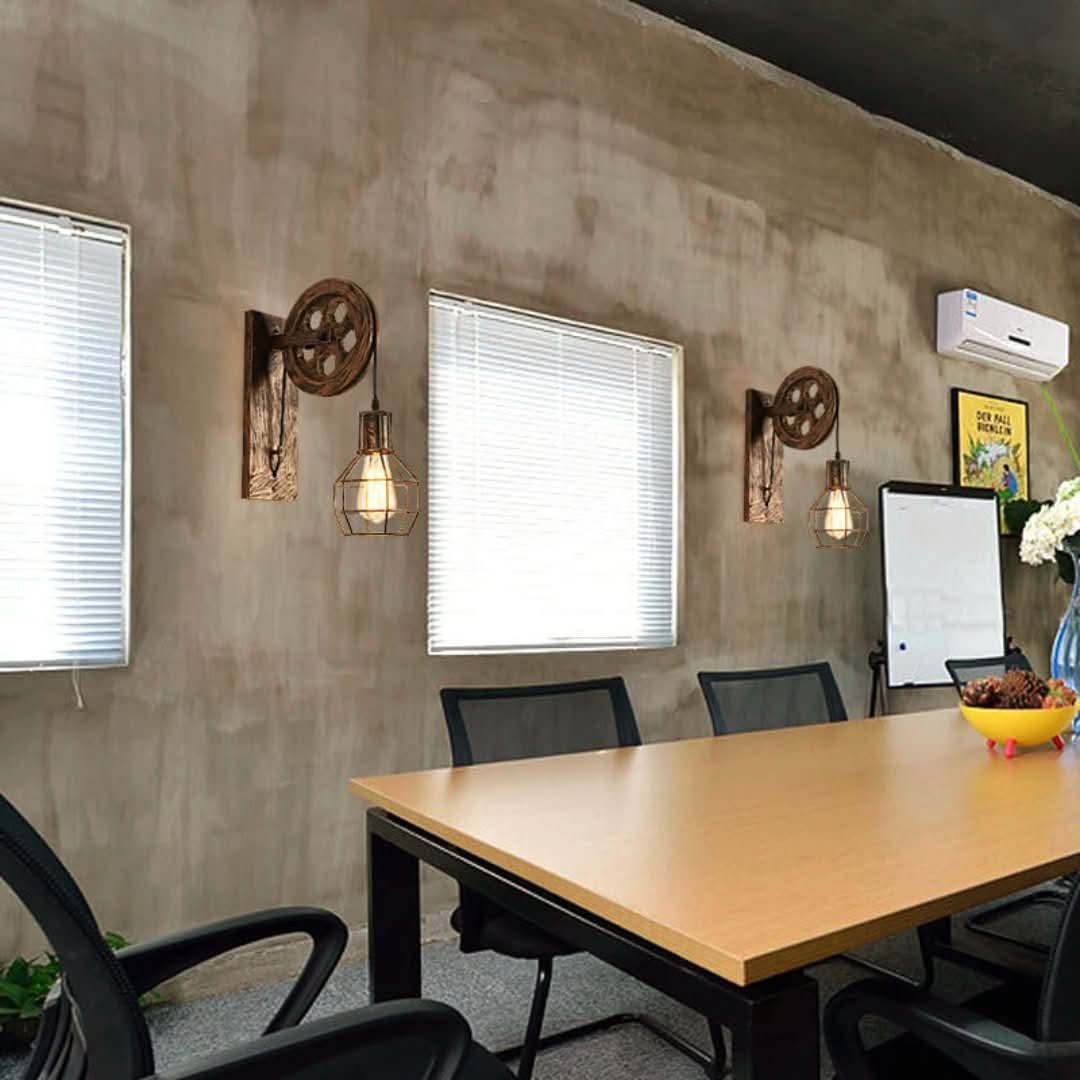 Lightcage - Lámpara de pared geométrica con pantalla de lámpara de hierro-Wall light-VyFlair