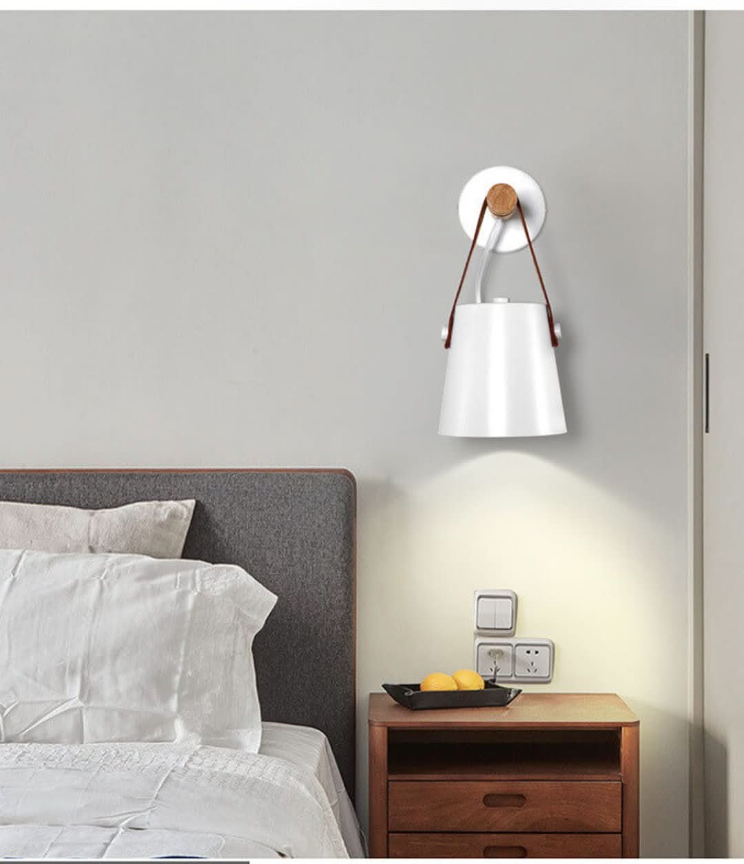 Brazo de madera: lámpara de pared con pantalla de lámpara de hierro y brazo de madera-Wall light-VyFlair