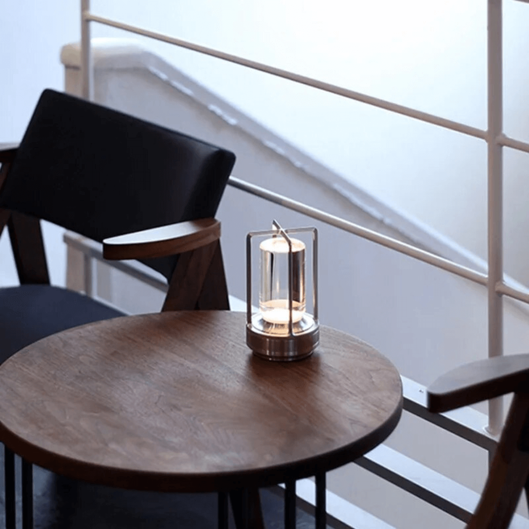 Lámpara de mesa de linterna de cristal: ¡hazlo acogedor de una manera única!-Table lamp-VyFlair