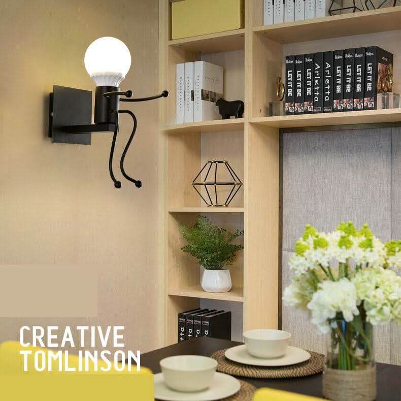 Artivillain - Forjada lámpara de pared de hierro con 1 luz-Wall lamps & Ceiling lamps-VyFlair