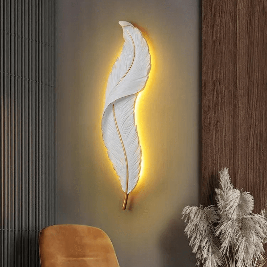 Lámpara de pared de FeatherGlow - sofisticación moderna-Wall Light-VyFlair