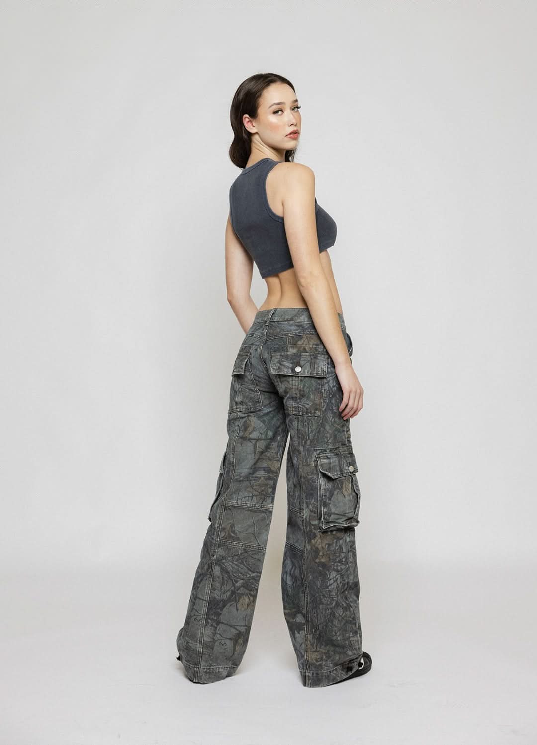 Pantalones de carga de camuflaje: hasta un 50% de descuento-Cargo Pants-VyFlair