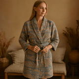 Bata VelvetMorn – Mezcla de Algodón Suave y Lujo Relajante - VyFlair