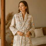 Bata VelvetMorn – Mezcla de Algodón Suave y Lujo Relajante - VyFlair