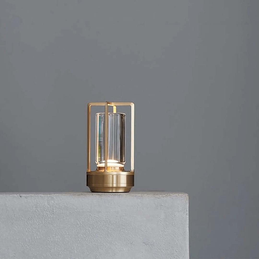 Lámpara de mesa de linterna de cristal: ¡hazlo acogedor de una manera única!-Table lamp-VyFlair