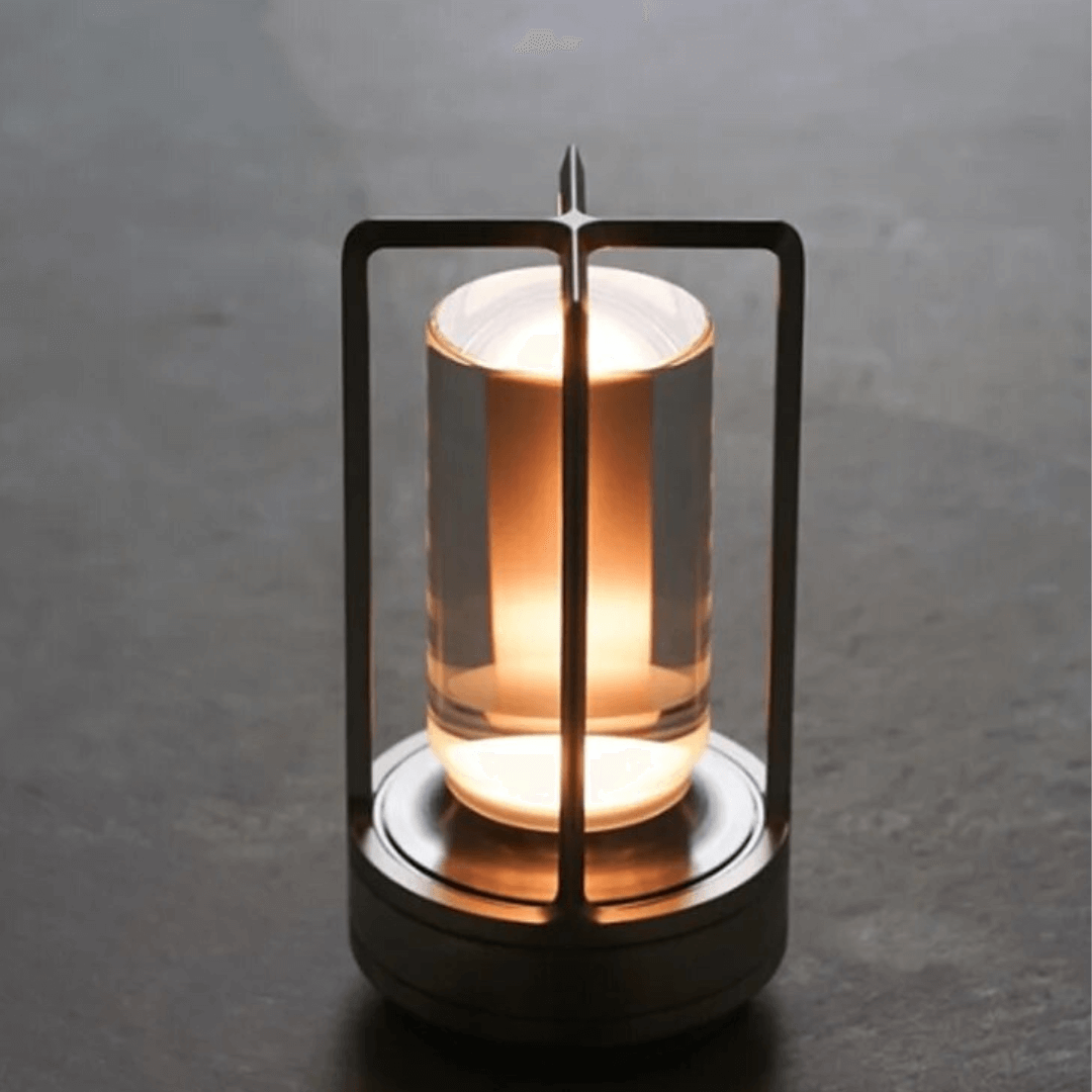 Lámpara de mesa de linterna de cristal: ¡hazlo acogedor de una manera única!-Table lamp-VyFlair