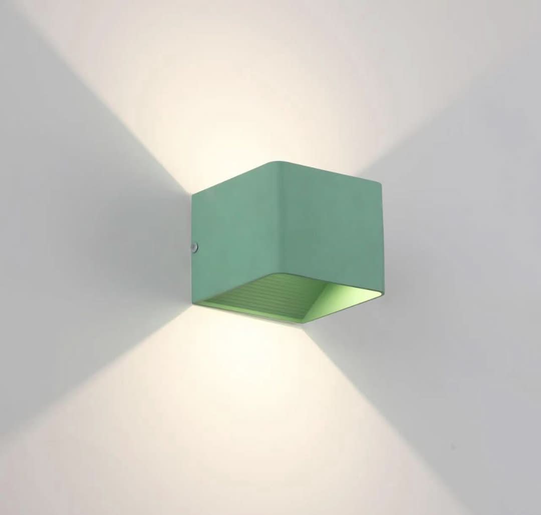 Lámpara de pared cuadrada moderna de Orr-Wall light-VyFlair
