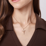 Collar Cruz Acero Inoxidable Bañado en Oro | Vyflair - VyFlair