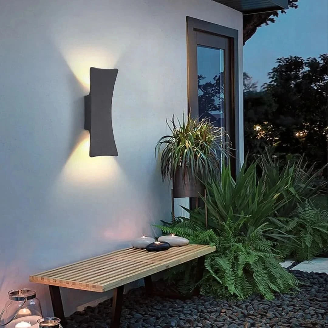 Metromod - luz de pared al aire libre minimalista-Outdoor lighting-VyFlair
