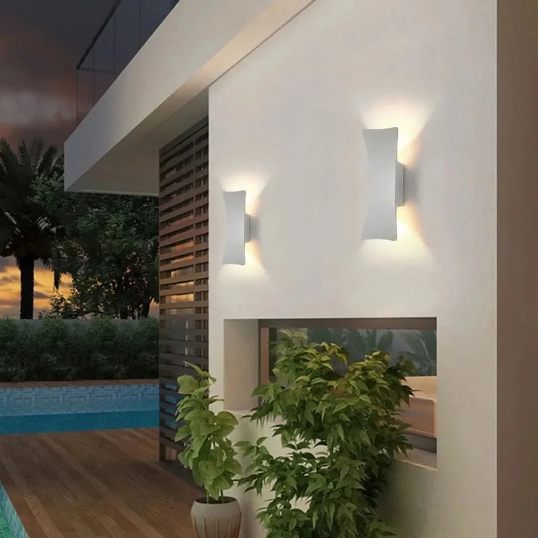 Metromod - luz de pared al aire libre minimalista-Outdoor lighting-VyFlair