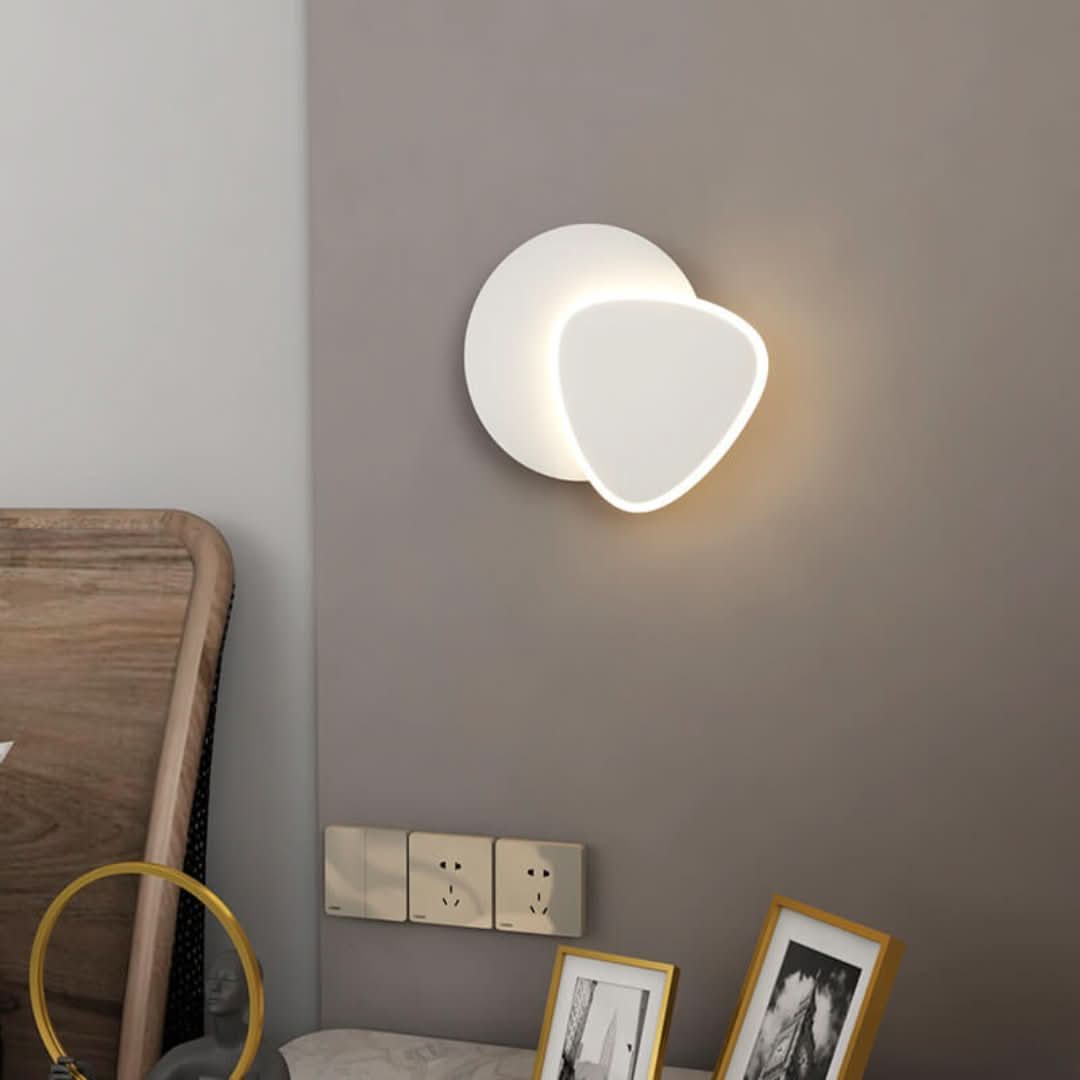 LightLuxe - Luz de pared LED moderna con diseño de brazo diverso-Wall light-VyFlair