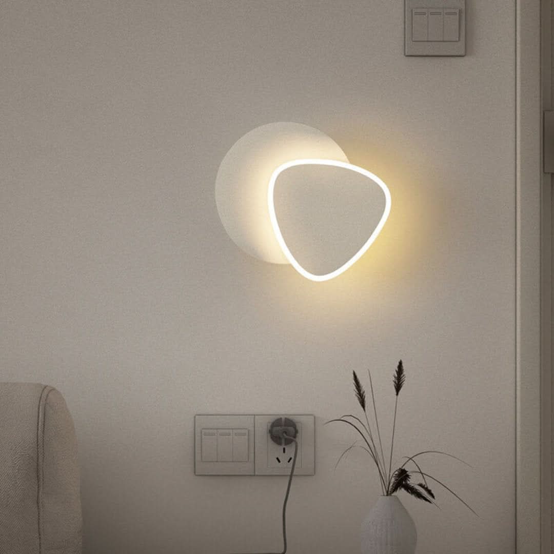 LightLuxe - Luz de pared LED moderna con diseño de brazo diverso-Wall light-VyFlair