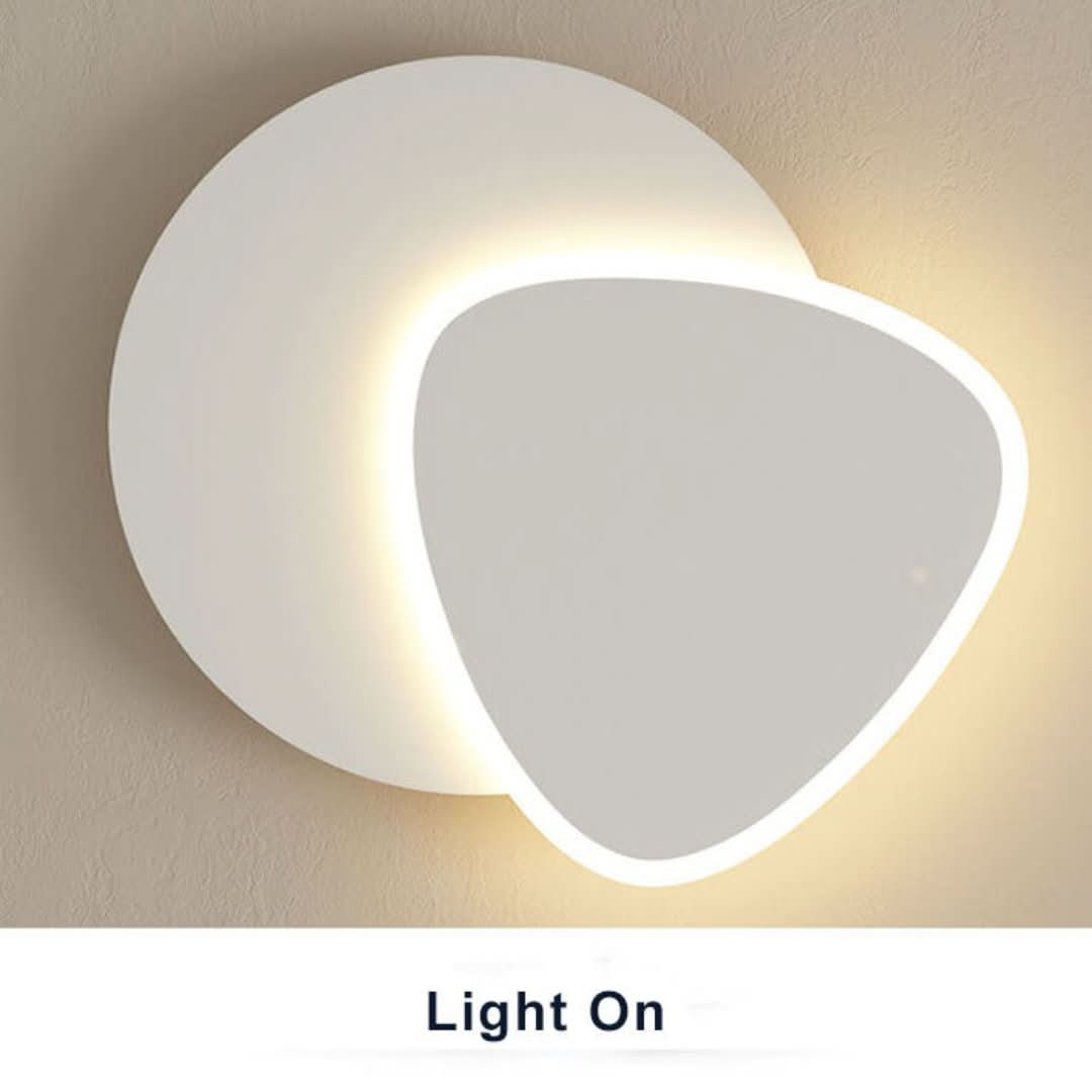 LightLuxe - Luz de pared LED moderna con diseño de brazo diverso-Wall light-VyFlair