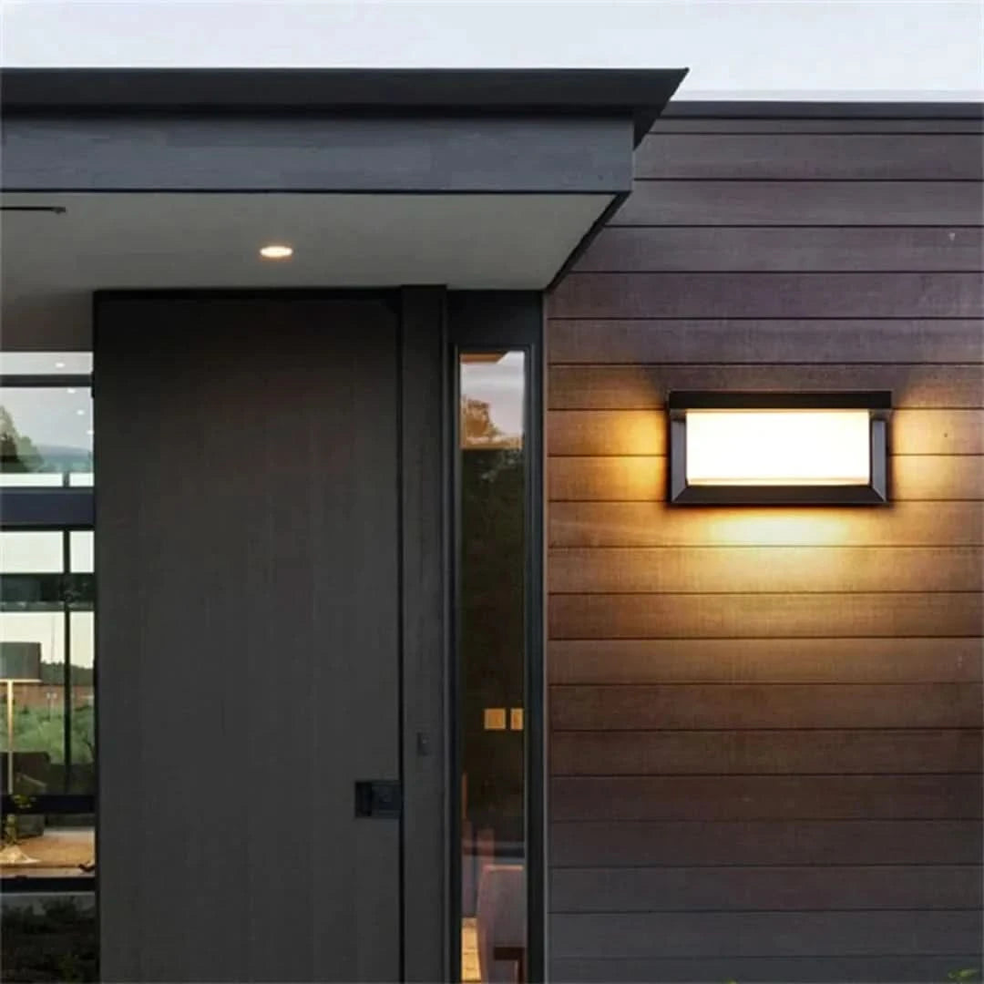SolarEstate - Villa Solar Lamp