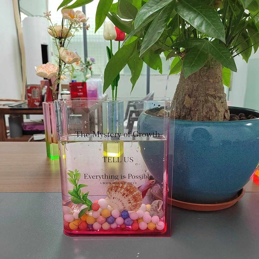 Jarrón de libros acrílicos transparentes-Vase-VyFlair