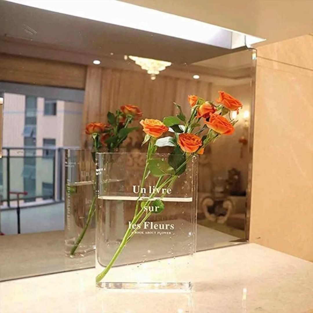 Jarrón de libros acrílicos transparentes-Vase-VyFlair