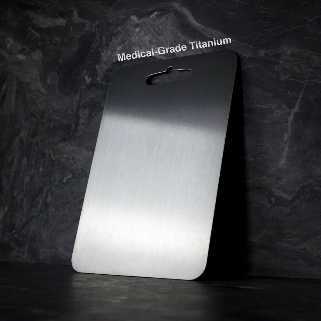Titanium Board: higiene y durabilidad de vanguardia-chopping board-VyFlair