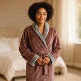 VeluSoft Bata de Fleece Elegante - Acabado Contraste Lujoso - Relax - VyFlair