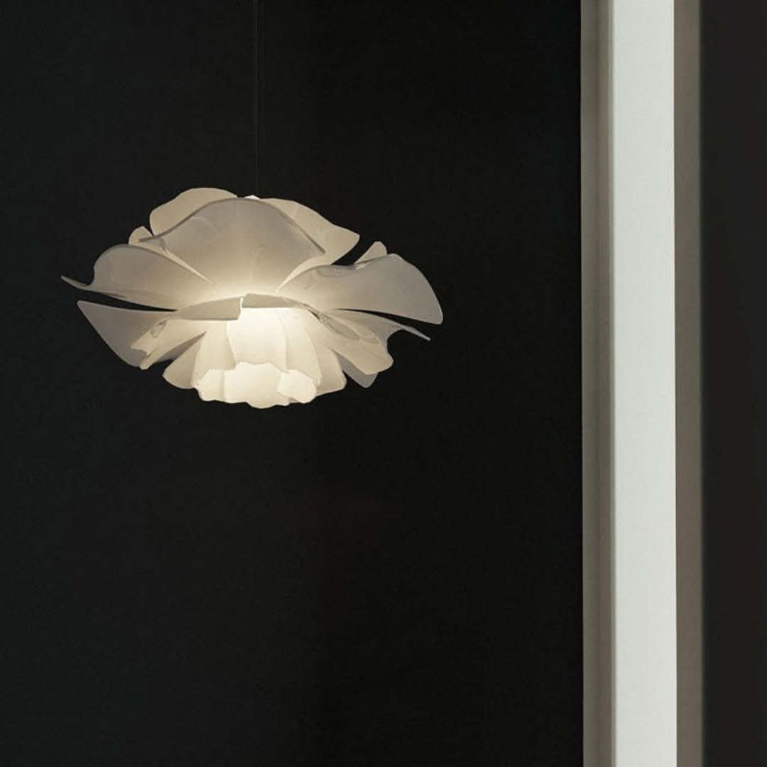 Flor de lámpara colgante de diseño moderno de Bella-Wall lamps & Ceiling lamps-VyFlair