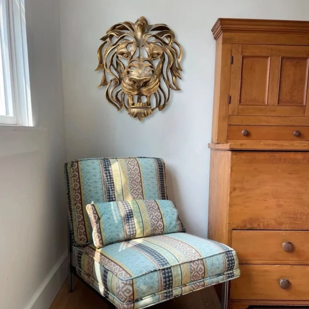 Estatua del león del oro: el poder y la elegancia se fusionaron-decor-VyFlair
