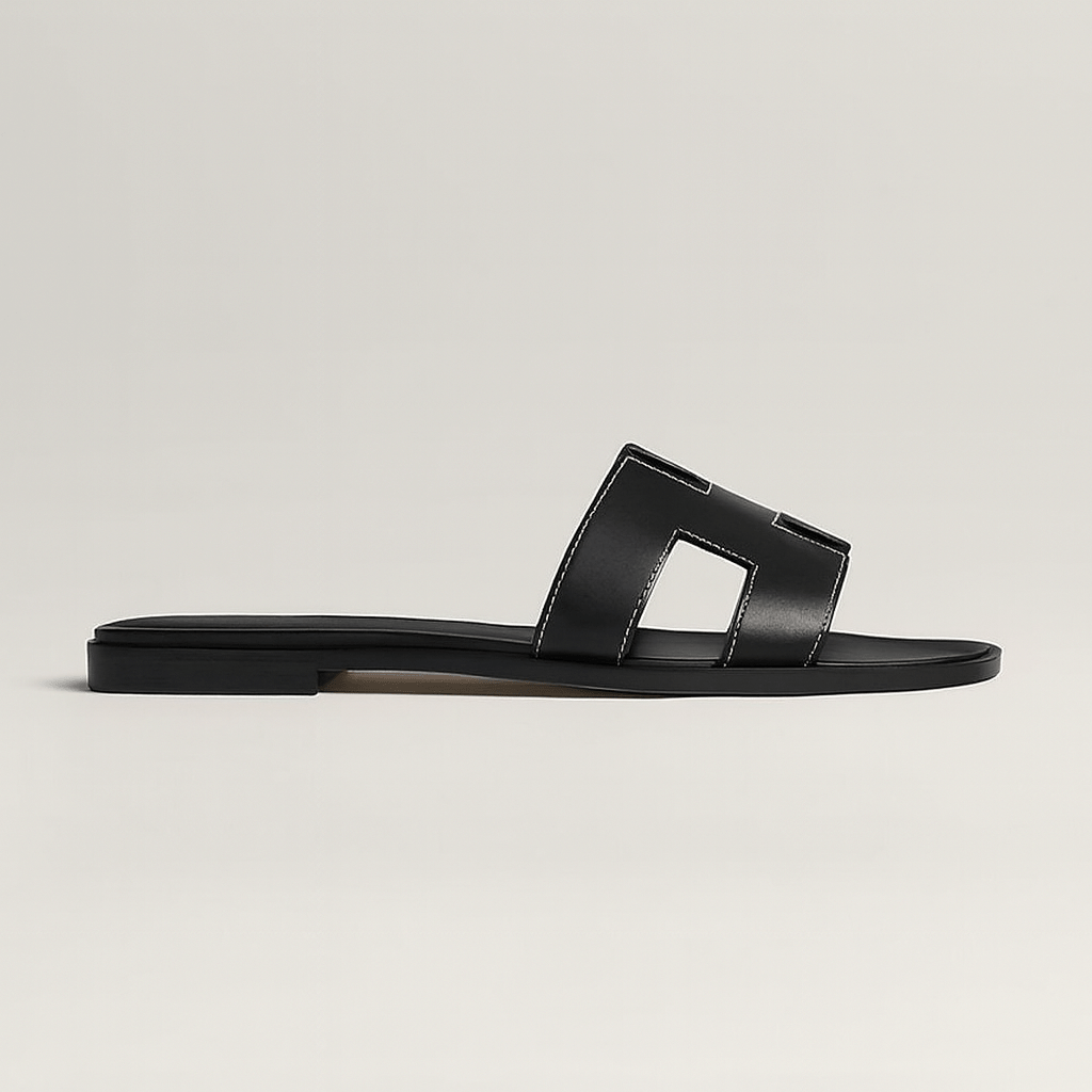 Sandalias Planas de Cuero con Corte Elegante - VyFlair