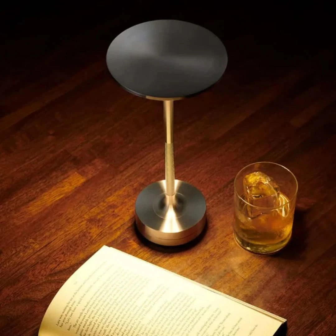 Luminairluxe - Luminación ambiental lujosa-Table lamp-VyFlair