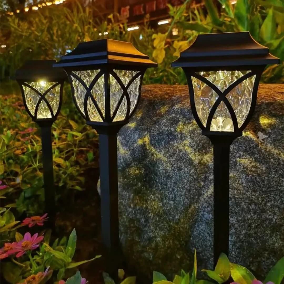 Radianttroots - Lámparas de tierra solar LED-Outdoor lighting-VyFlair