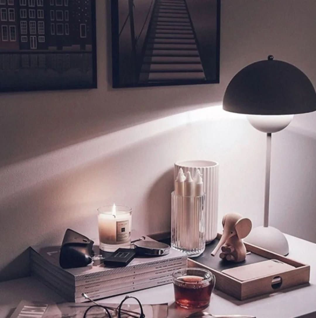 Touch superior | Lámpara de mesa LED-Table lamp-VyFlair