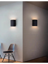 LumeSculpt – Lámpara de Pared Moderna de Resina
