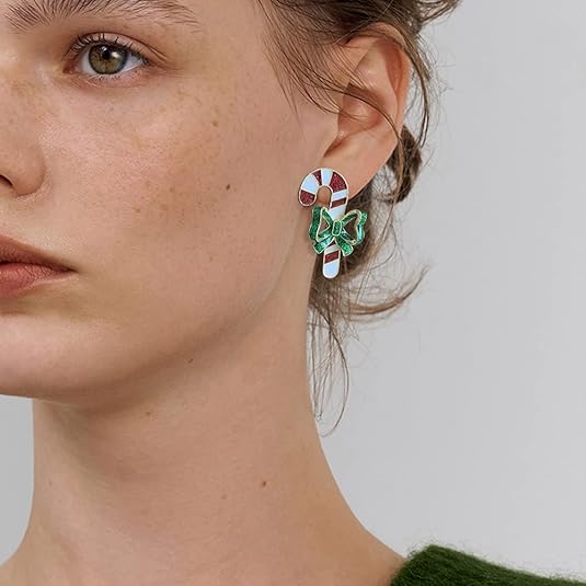 Świąteczne kolczyki JollyGems – błyszczące i lekkie zawieszki dla kobiet