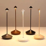 ClarityGlow Lámpara de Mesa LED Inalámbrica – Para Noches Cálidas Dentro y Fuera