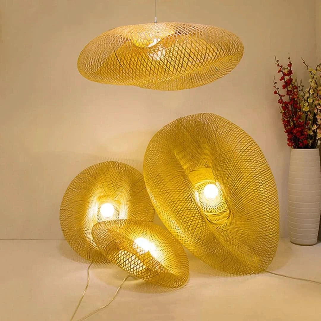 Ecolantern - Lámpara colgante de LED de bambú vintage-Ceiling lamps-VyFlair