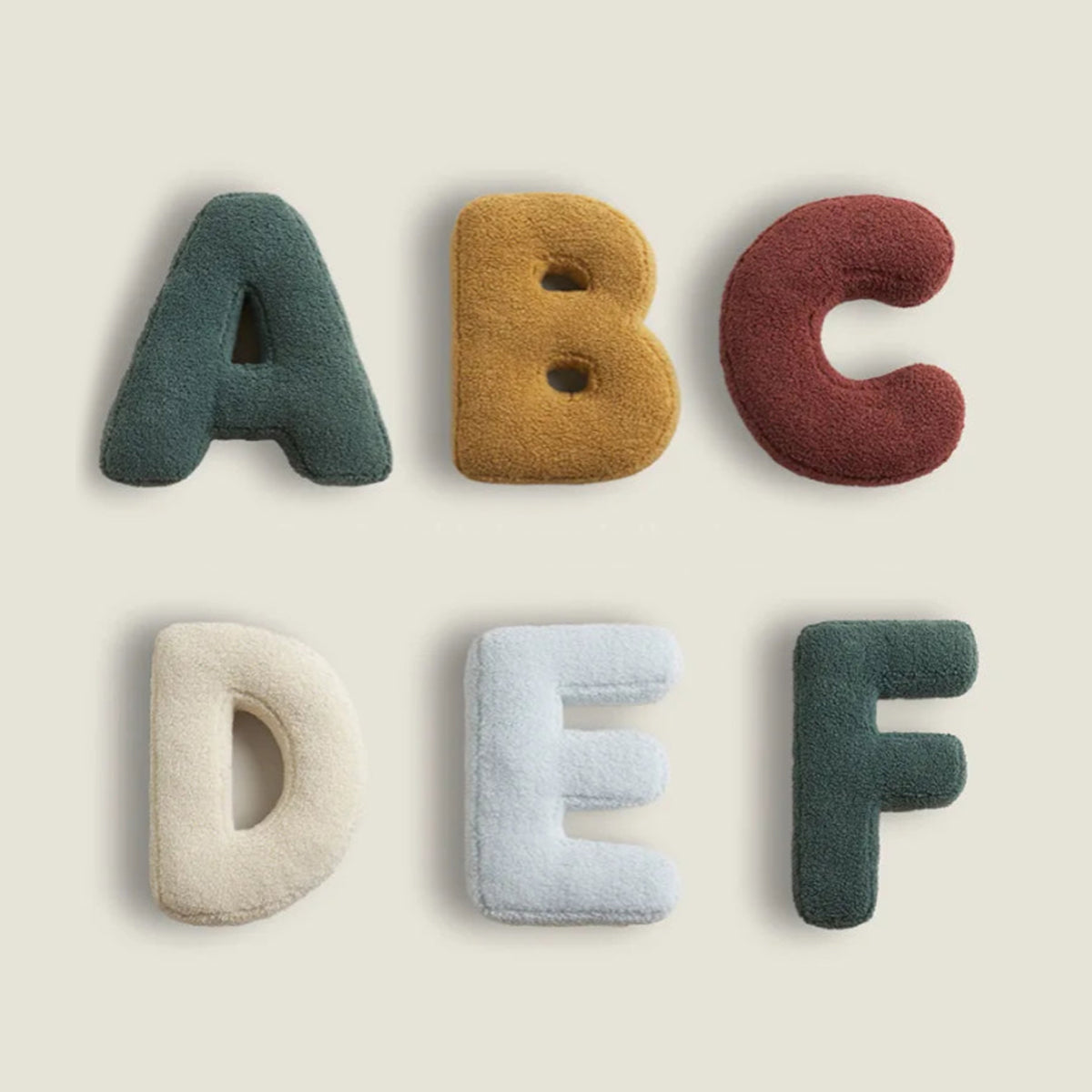 Cojín de Sofá Personalizado con Letras 3D