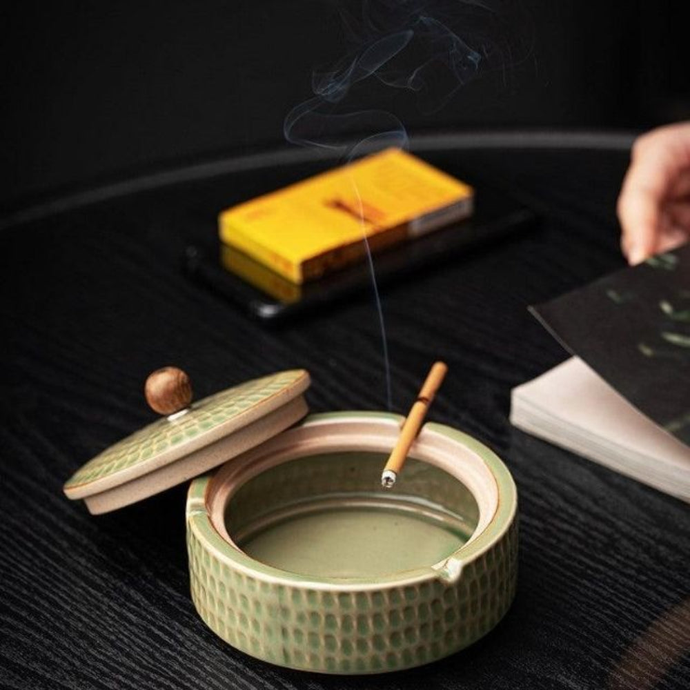 Cenicero Cerámica Hecho a Mano - Tapa Madera ZenFlame