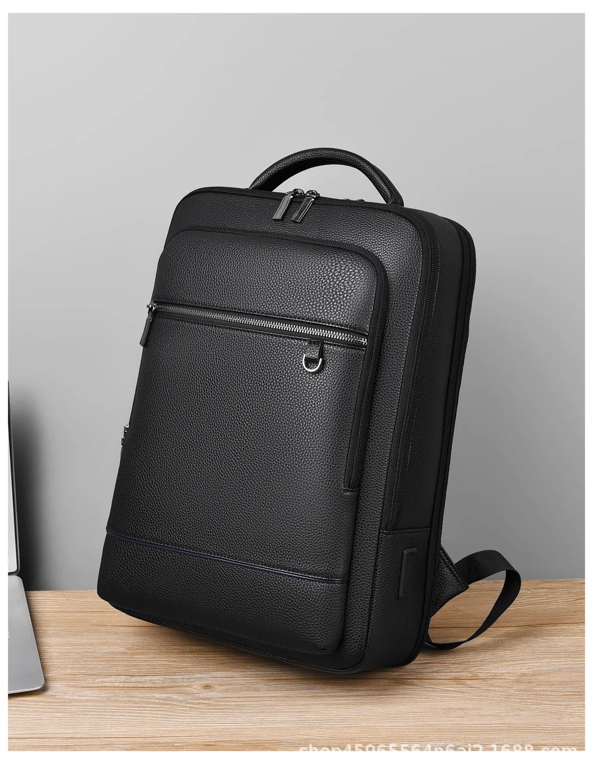 Mochila de Cuero con Puerto USB - Elegante y Funcional