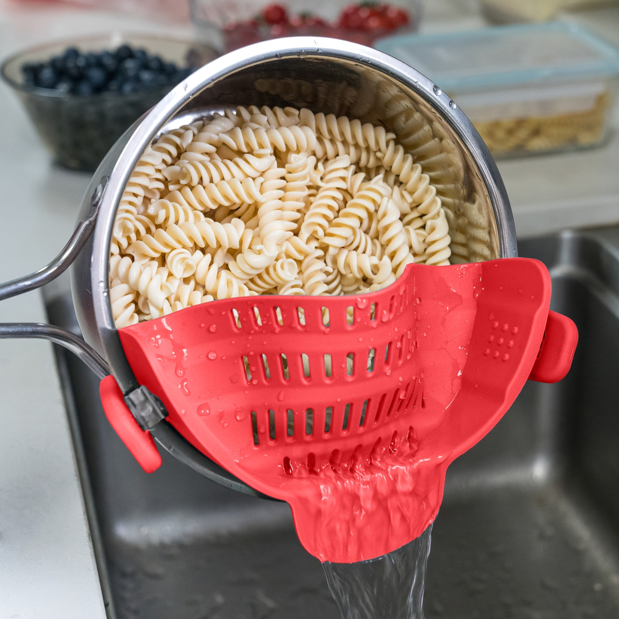 Colador Clip-On SnapStrain para Ollas y Sartenes