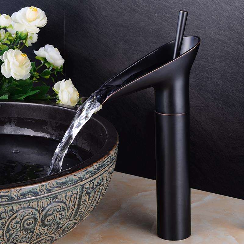 AquaScape - Grifo de Baño Retro Cascada