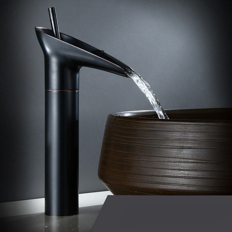 AquaScape - Grifo de Baño Retro Cascada