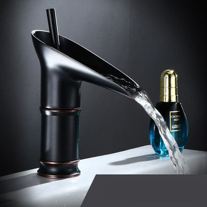 AquaScape - Grifo de Baño Retro Cascada
