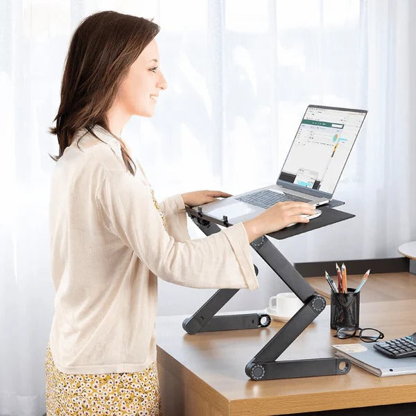 Soporte Ergonómico Ajustable para Laptop con Mouse Pad