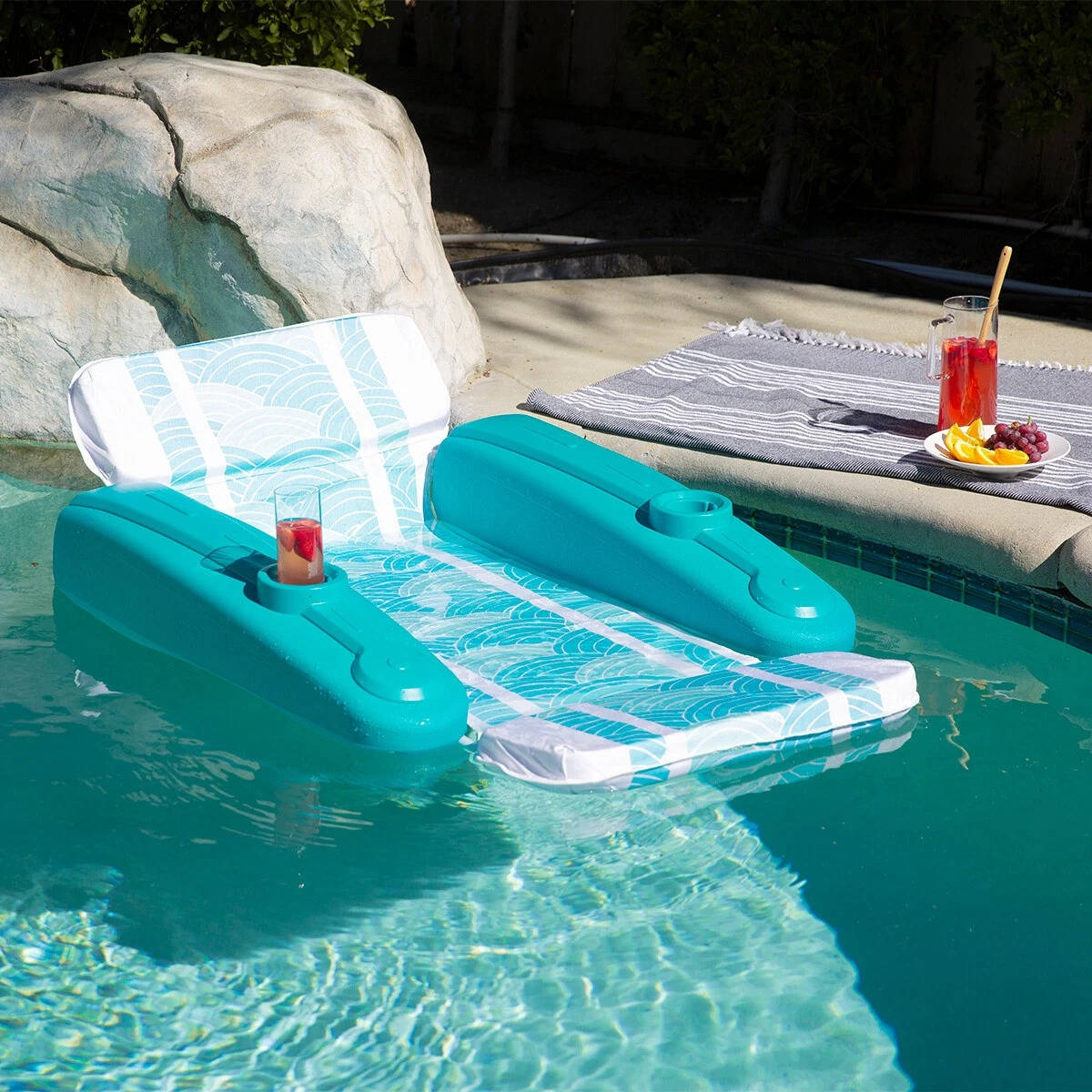 Sofá Chaise Flotante para Piscina con Portavasos