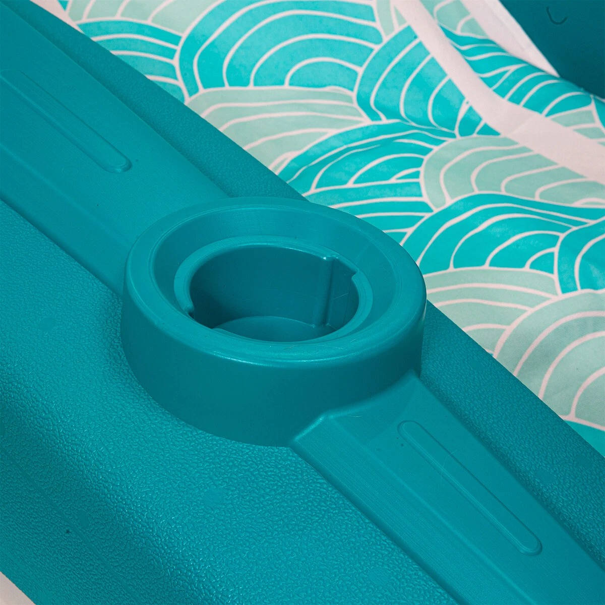Sofá Chaise Flotante para Piscina con Portavasos