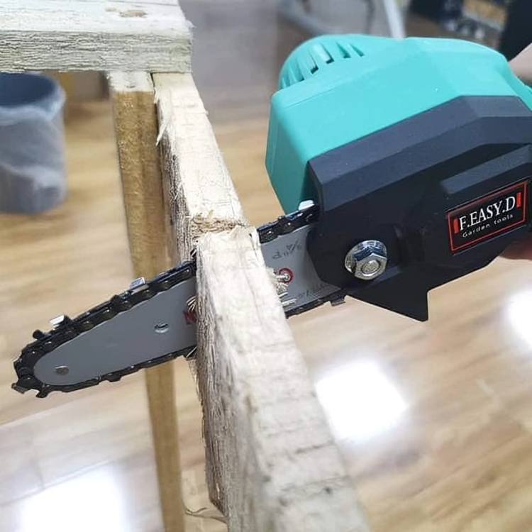 Mini Motosierra Inalámbrica 24V para Poda Precisa