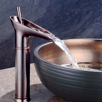 AquaScape - Grifo de Baño Retro Cascada