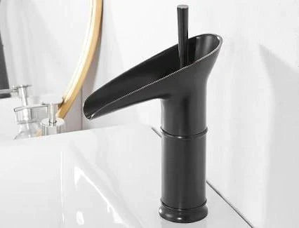 AquaScape - Grifo de Baño Retro Cascada